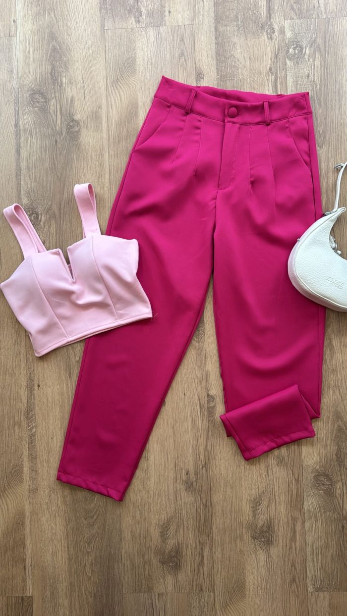 calça alfaiataria reta rosa e preto