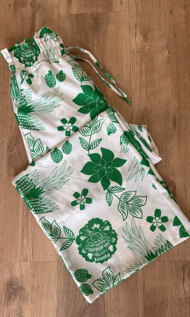 calça pantalona floral
