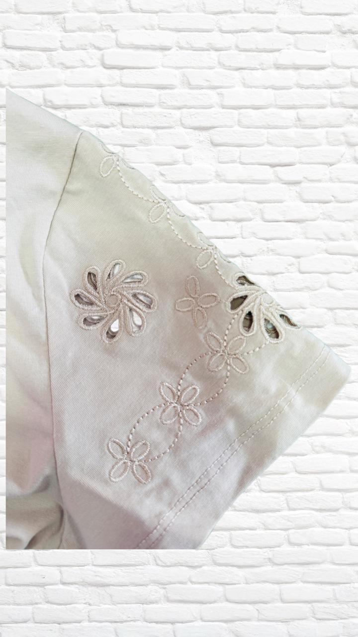 blusa bordada greta