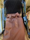 saia midi couro premium