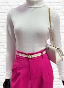 blusa gola alta branca