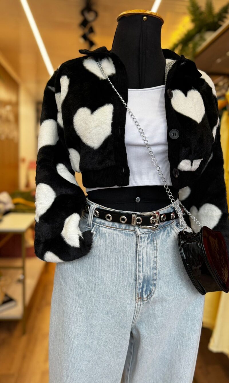 casaco cropped coração