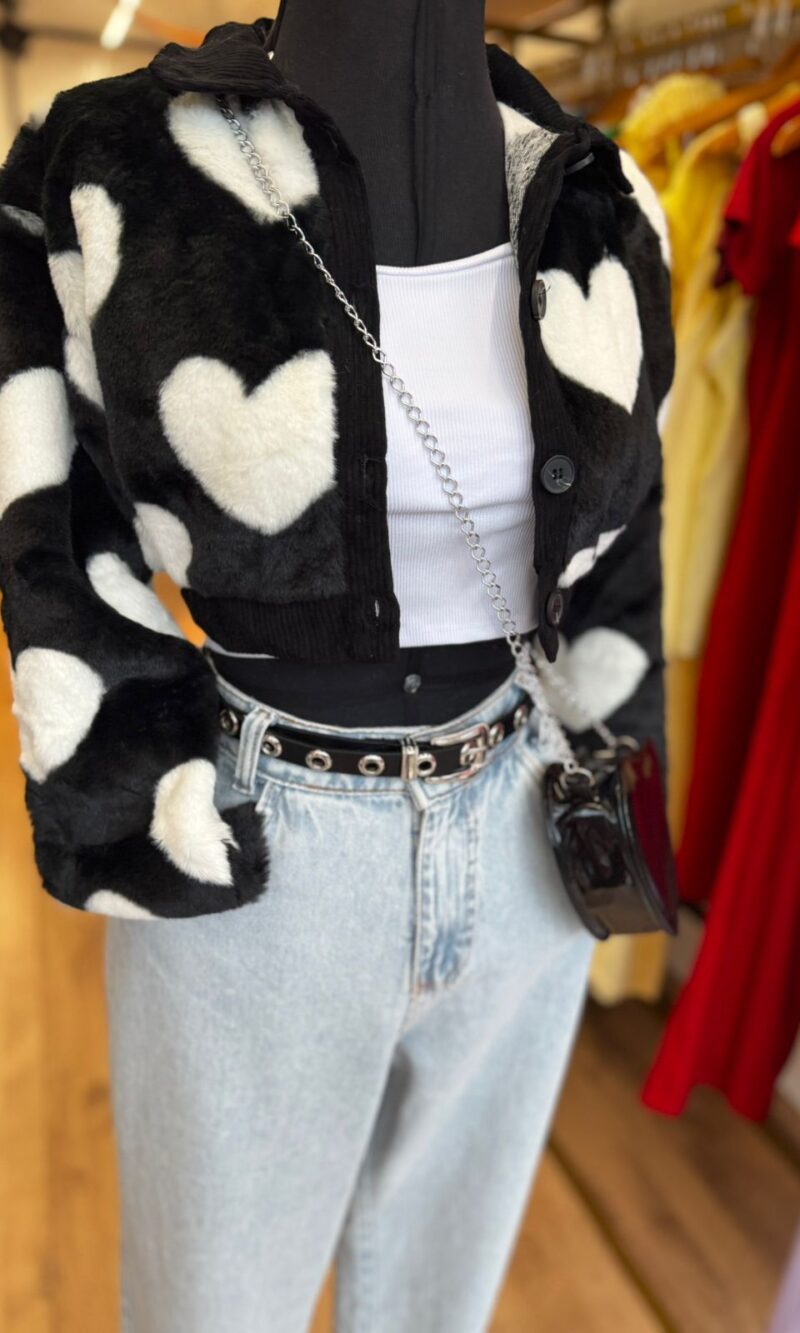 casaco cropped coração